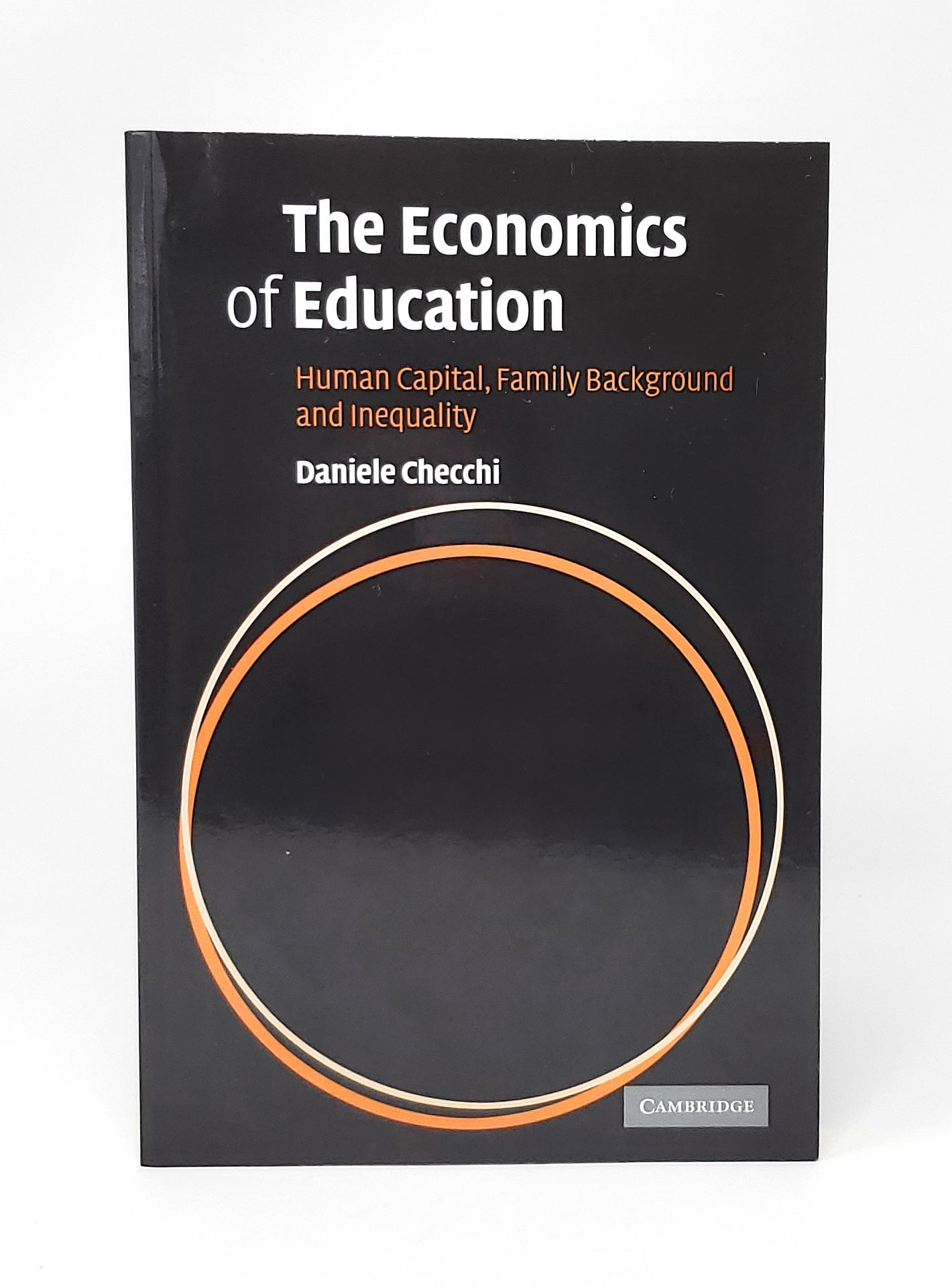 Family　and　of　The　Daniele　Checchi　Economics　Capital,　Background　Education:　Human　Inequality
