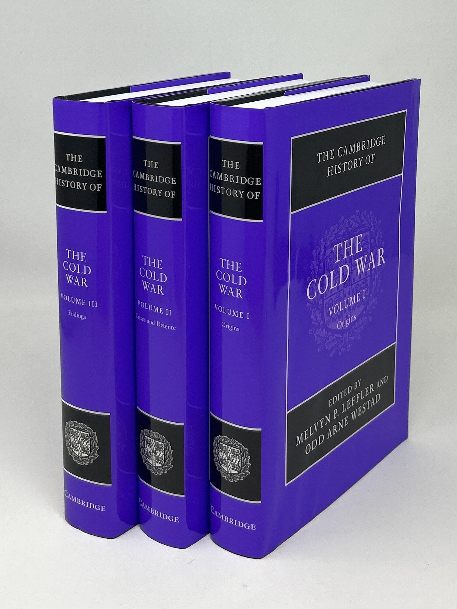 洋書 ヴィンテージThe British Essayists Volume 23 The Cambridge History of the Cold War Volume I: Origins, Volume II