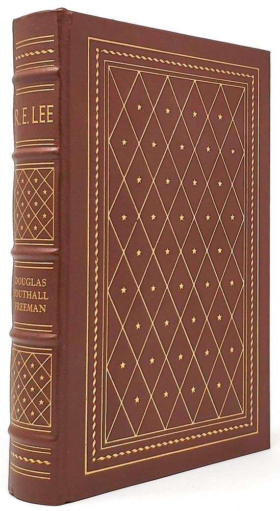 Item #8951 R.E. Lee, An Abridgement in One Volume of the Four-Volume R.E. Lee (The Southern Classics Library). Richard Harwell, Douglas Southall Freeman.